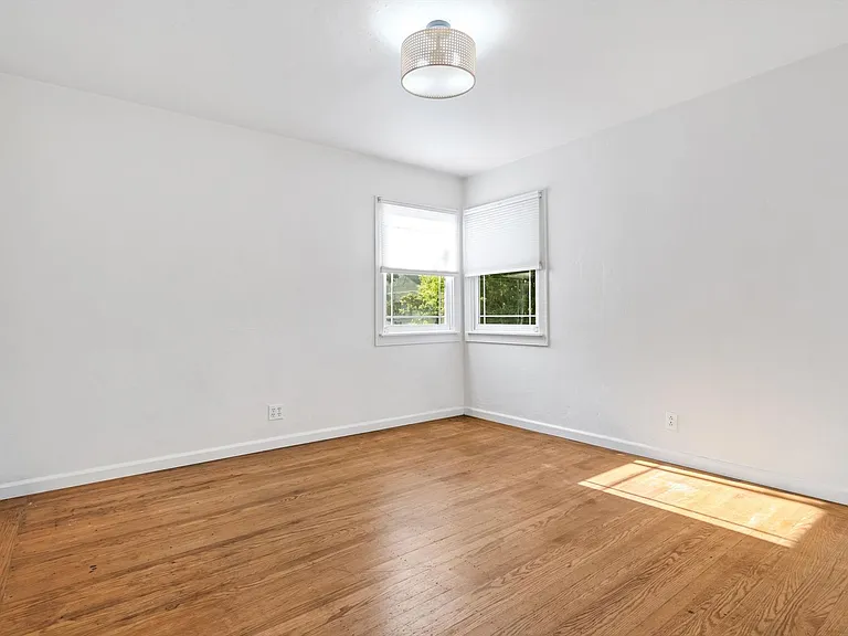 337 Bettencourt St — Photo 11