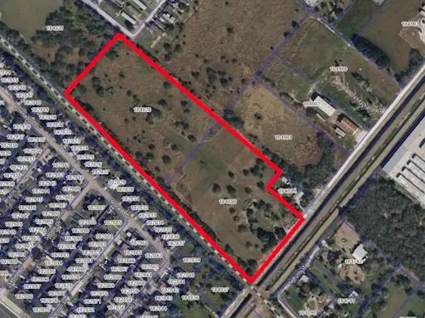 N Mayfield Rd, San Benito, TX 78586
