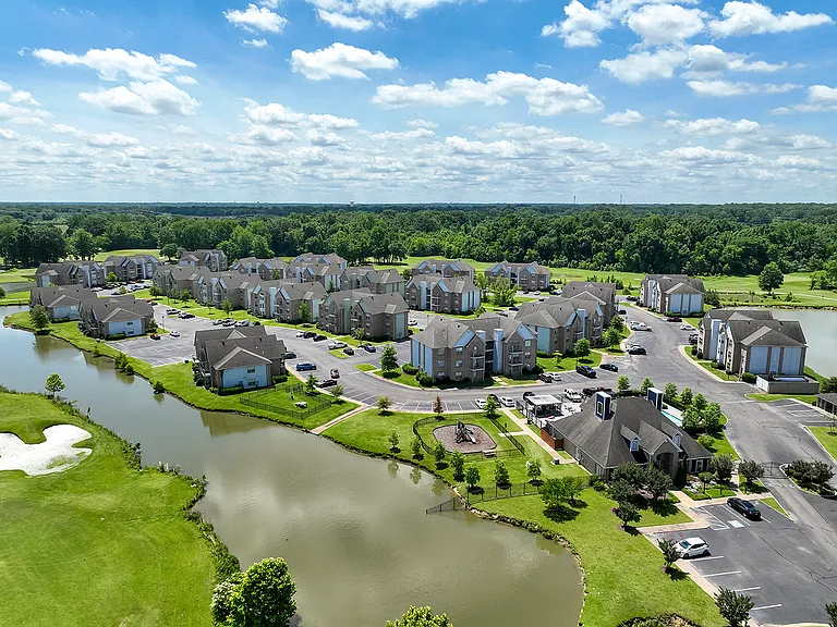 North Creek Apartments — Photo 34