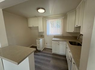 242 E. Del Amo Blvd., Long Beach, CA 90805