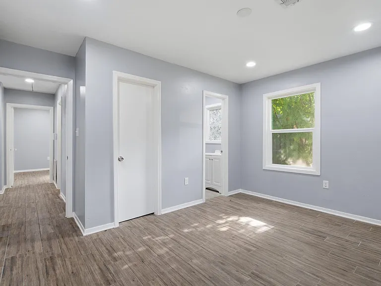 7022 Neff St — Photo 10