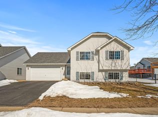 1213 Maple St, Farmington, MN 55024