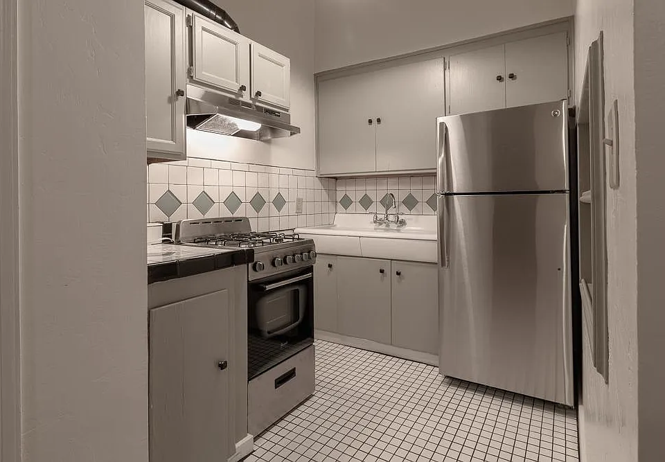 346 S 6th Ave