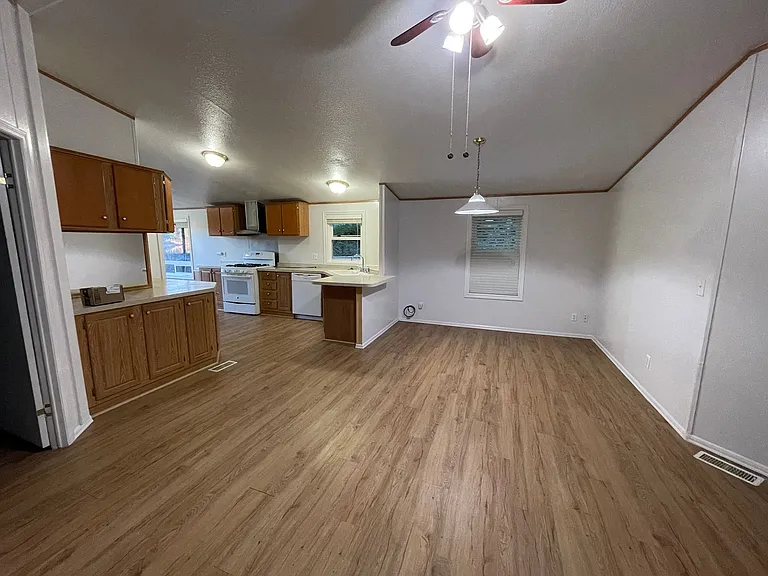 17711 Bass Ln NW — Photo 7