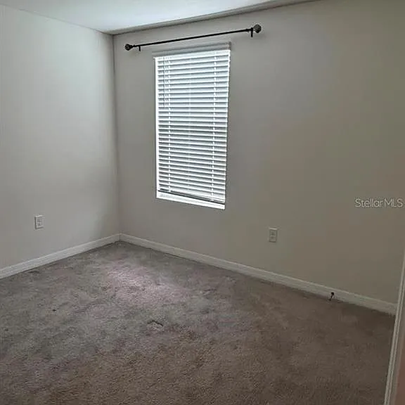 8735 SW 46th Ave — Photo 5