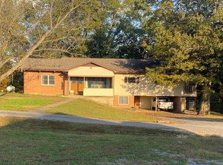 18550 Ridgeview Ln, Dexter, MO 63841