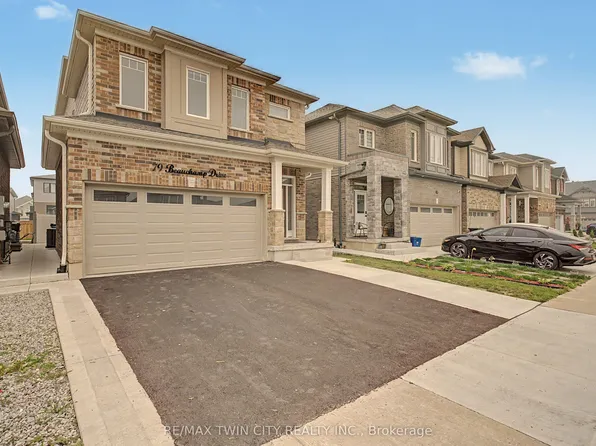 79 Beauchamp Dr, Cambridge, ON N1S 0B9