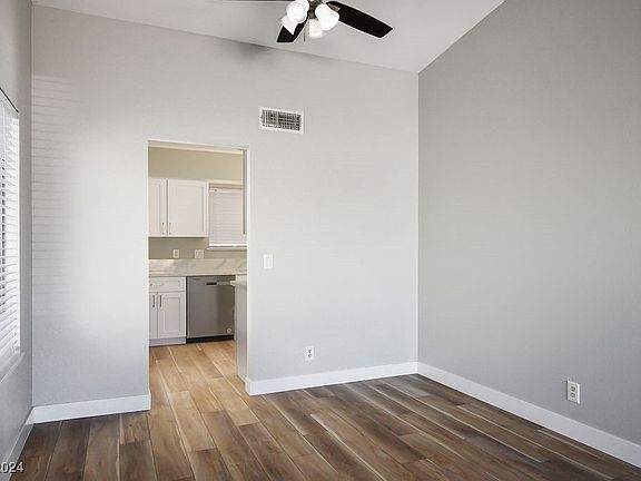 5th image of 3119 Cadbury Dr