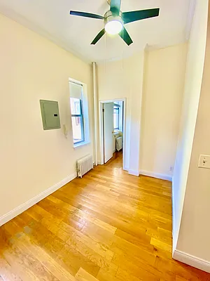 Rented by Oxford Property Group | media 10