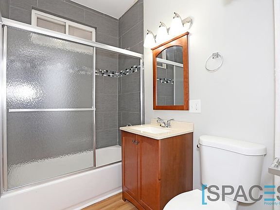 3rd image of 1437 N Cleaver St #2RS