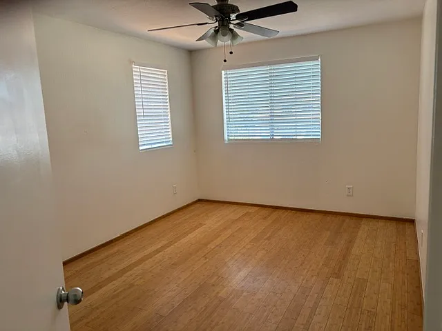 12830 Tiverton Ct — Photo 13
