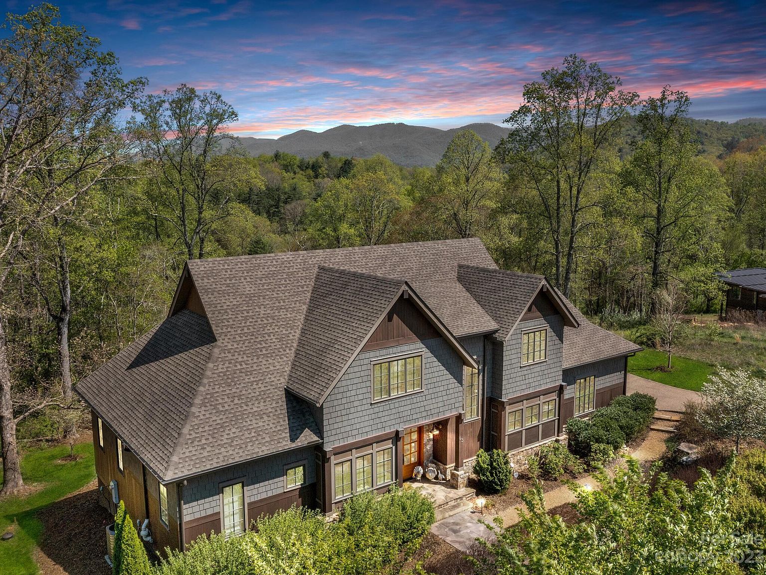 65 Wandering Oaks Way, Asheville, NC 28805 Zillow