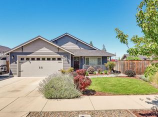 2210 Westwood Dr, Medford, OR 97501