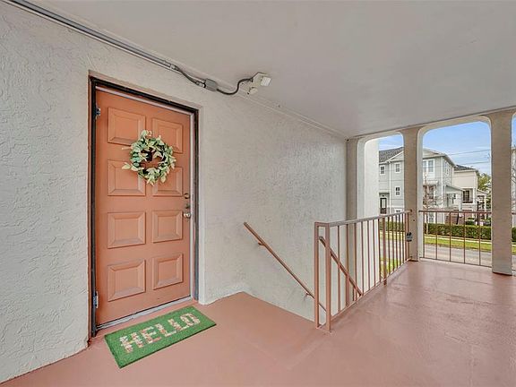 4th image of 506 Orange Dr APT 22