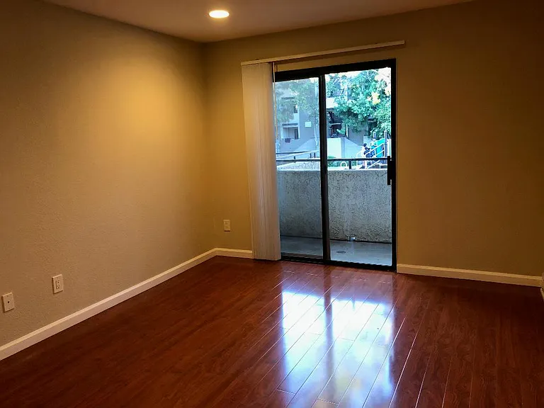 880 E Fremont Ave #612 — Photo 7