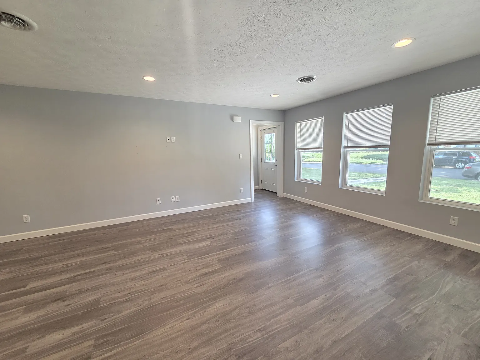 1 bed, 2260 sqft, $650 — Photo 4