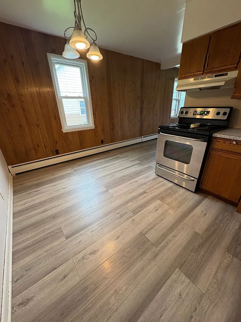 2 Bedroom Apartment in Sparta — Photo 3