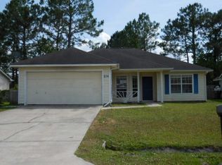 104 Pleasant Breeze Way, Kingsland, GA 31548