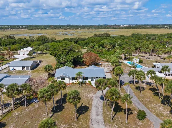 4003 S Indian River Dr, Fort Pierce, FL 34982