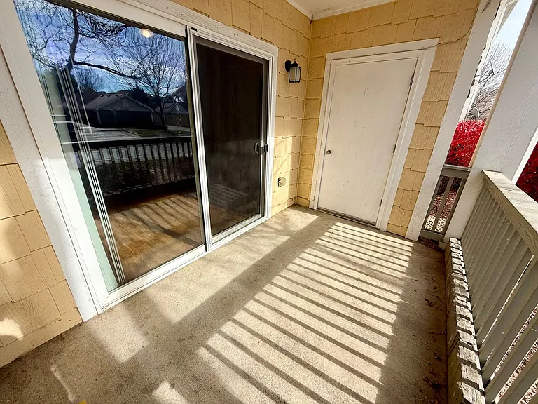 4675 Hahns Peak Dr #101 — Photo 24