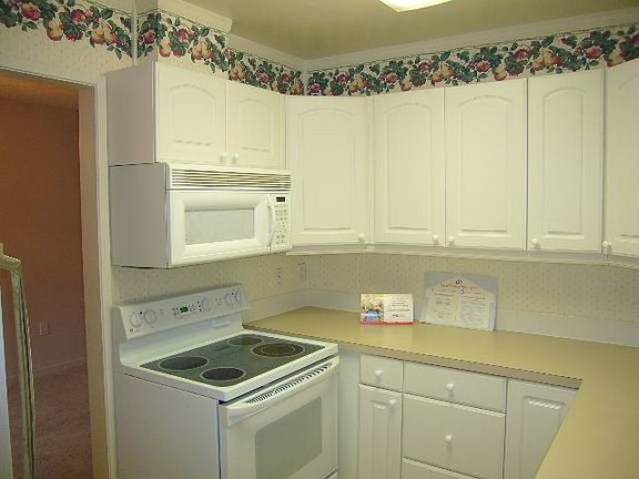 4th image of 206/208 Douglass Ave