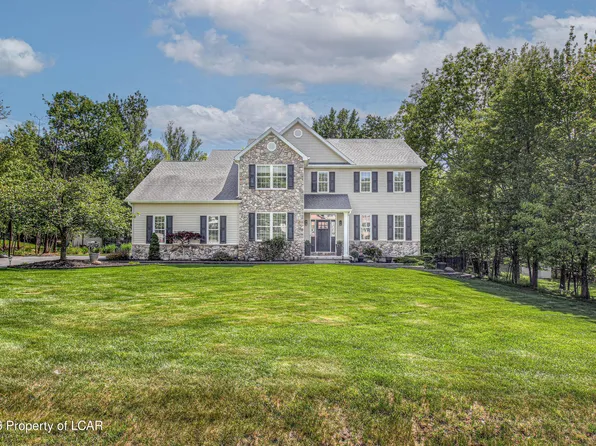 206 Bluestone Ave, Mountain Top, PA 18707