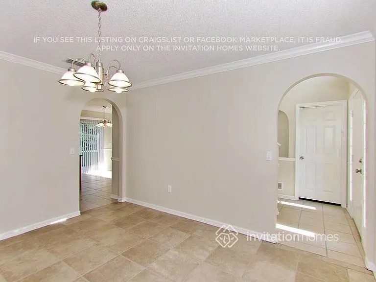 11806 Bentry St — Photo 4