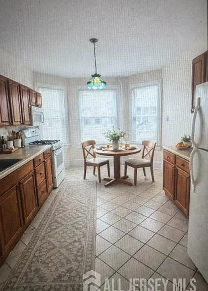 20 Stephen St — Photo 2