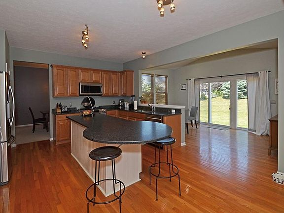 3rd image of 35784 Ithaca Dr