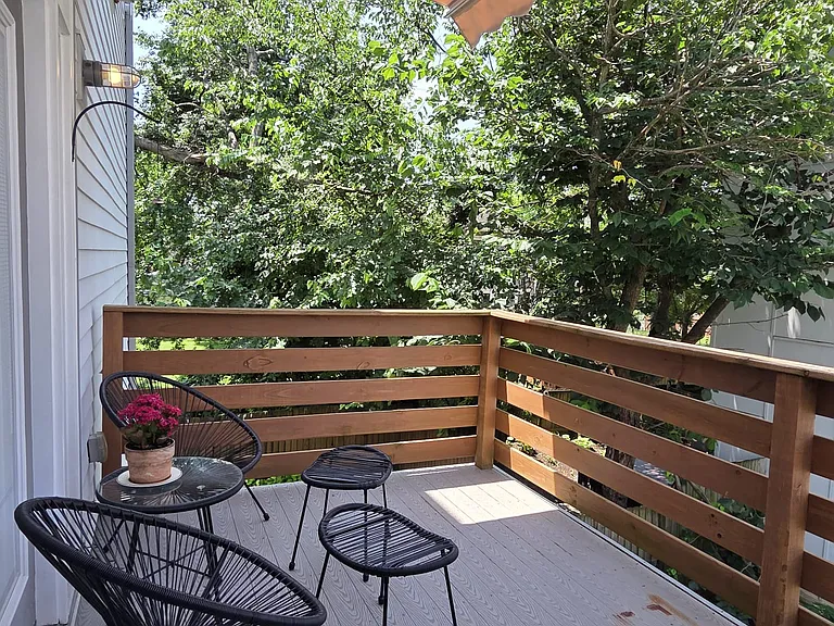 1506 Ward Ave — Photo 18