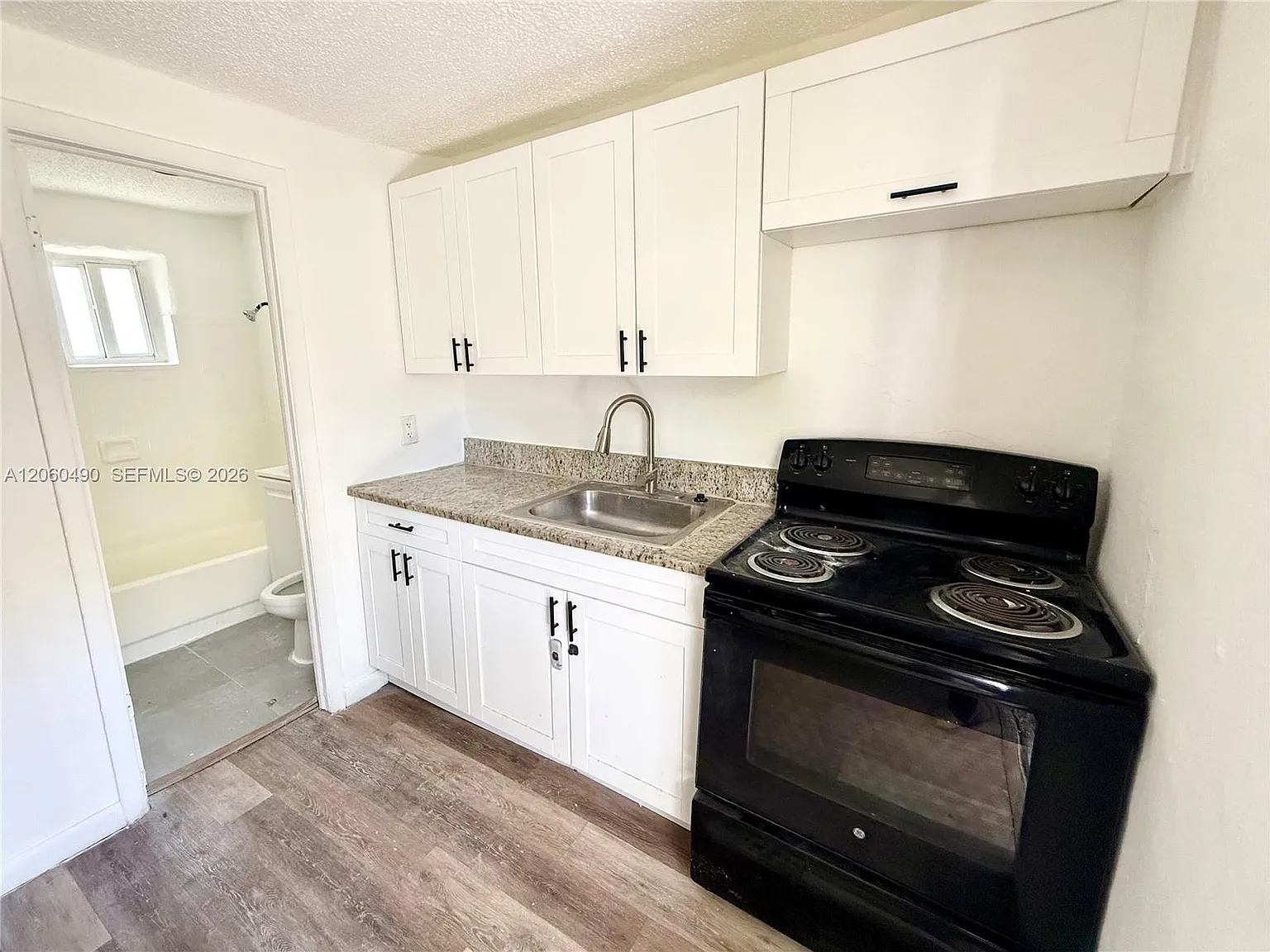 1 bed, 1.0 bath, $1,500 — Photo 3