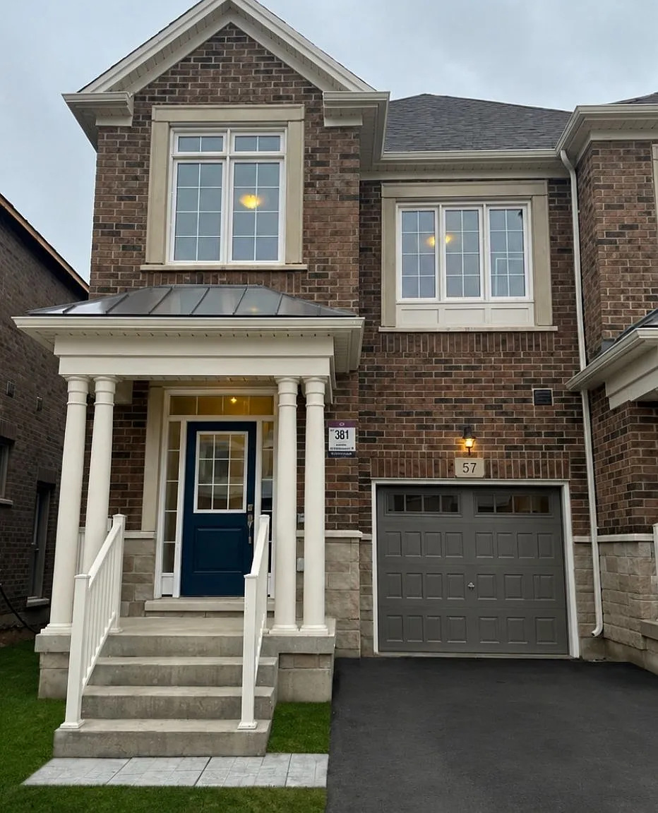 4 bed, $3,199 — Photo 1