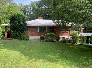 2674 White Oak Dr, Decatur, GA 30032