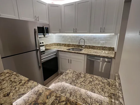 31 Westbury #31-B, Deerfield Beach, FL 33442