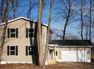 106 Harmel Dr, Valparaiso, IN 46383