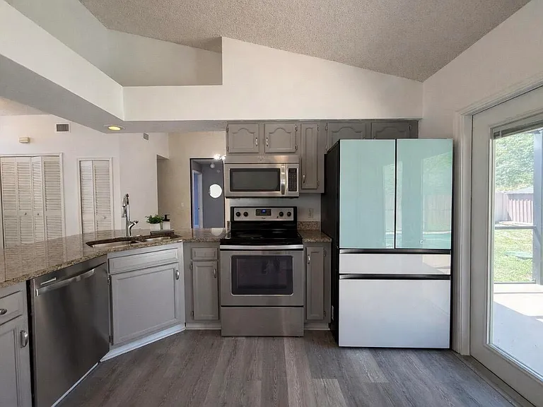 2230 SE Dill Ln — Photo 19