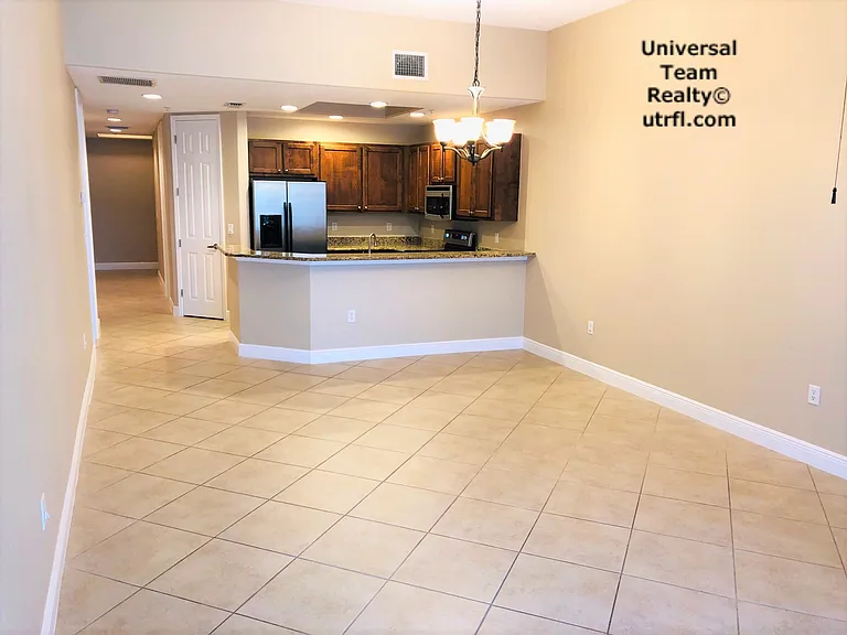 13661 Julias Way #1325 — Photo 5