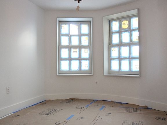 5th image of 473 Park Pl #419