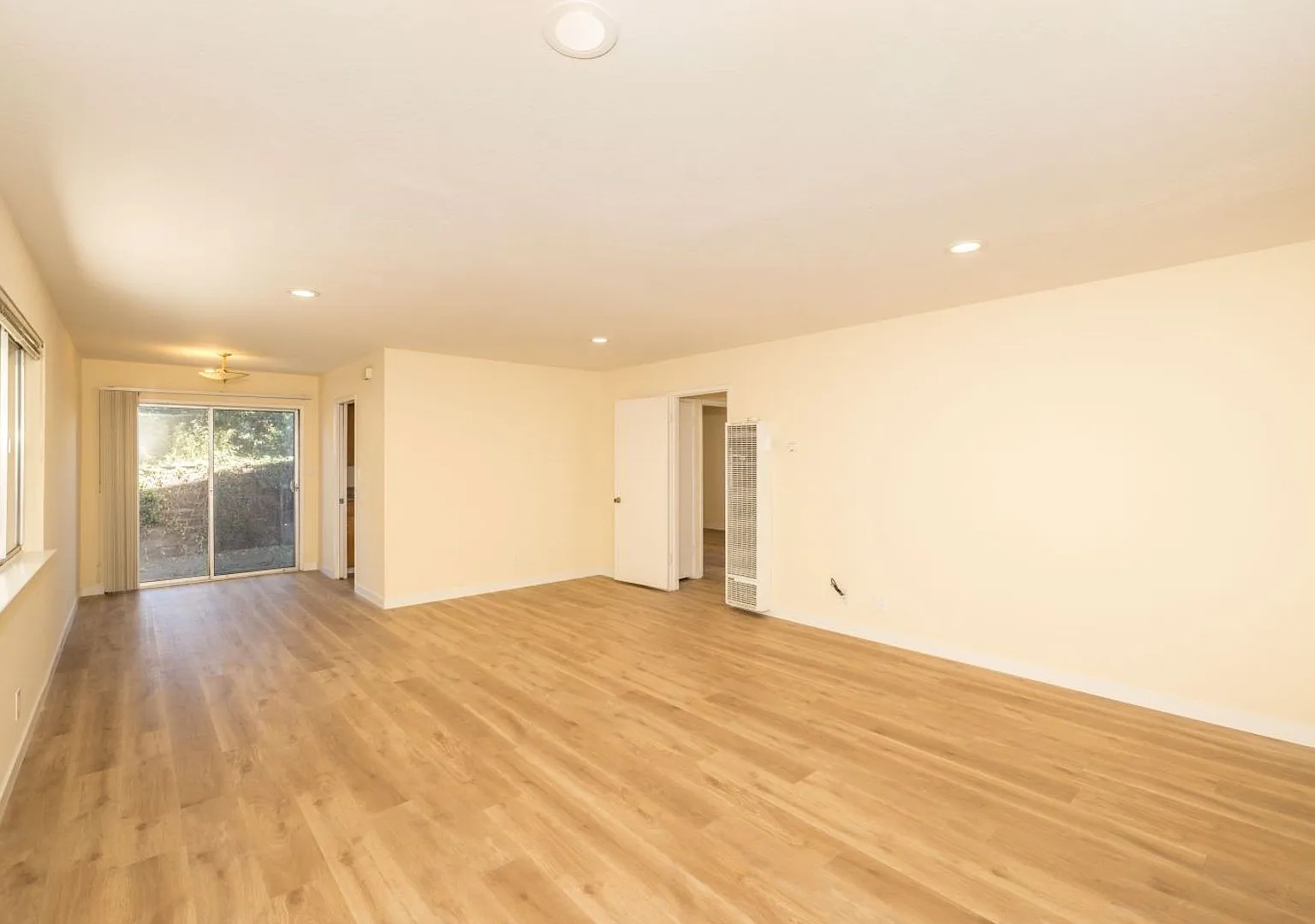 314 College Ave — Photo 3