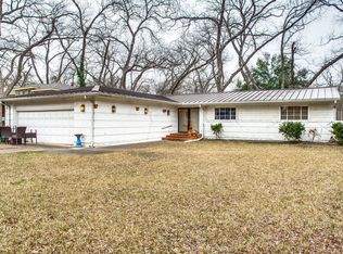 8231 Barbaree Blvd, Dallas, TX 75228