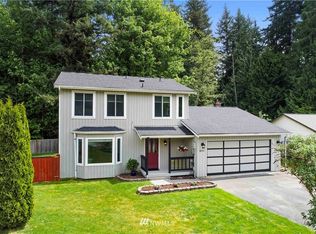 8017 Hamlet Ln, Everett, WA 98203