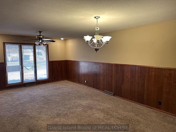 3rd image of 1137 N Howard Ave
