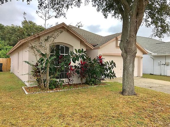 3rd image of 7807 Marbella Creek Ave