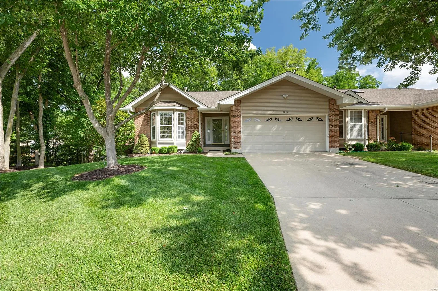 2235 Argonne Meadows Dr photo 1