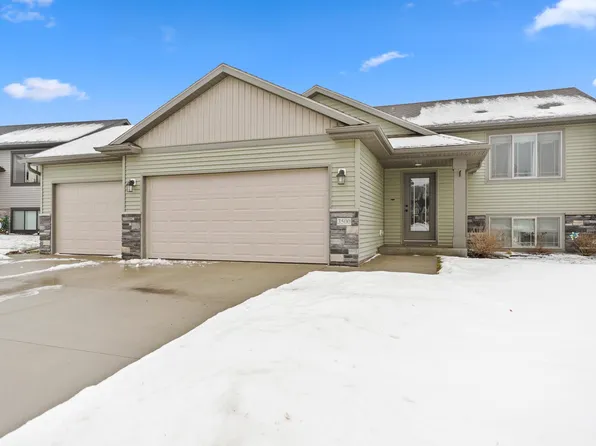 3500 Bridgeview Dr SE, Rochester, MN 55904