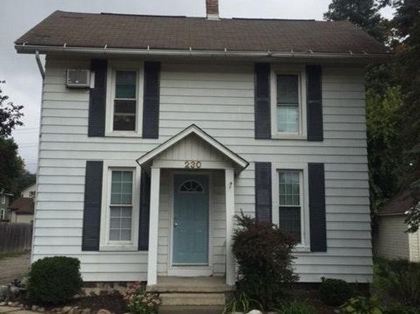230 W Main St APT 1