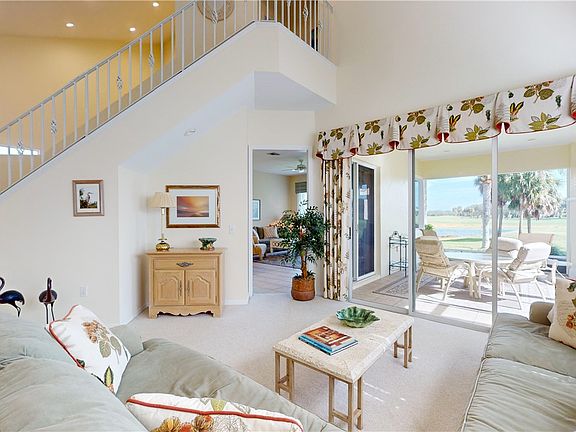 4th image of 1745 Victoria Cir