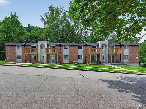 2nd image of 2812 Blackforest Dr APT C