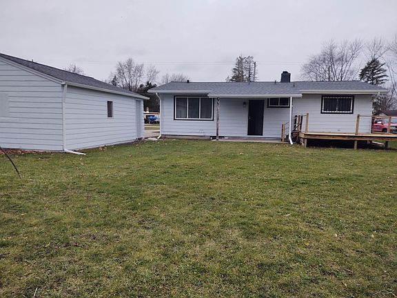 3rd image of 2975 Westbrook St