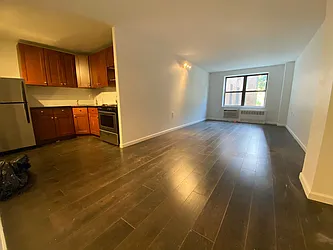 Rented by Lang Realty LLC